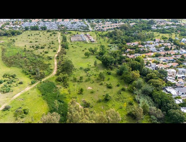 9,575M² VACANT LAND FOR SALE IN LONEHILL